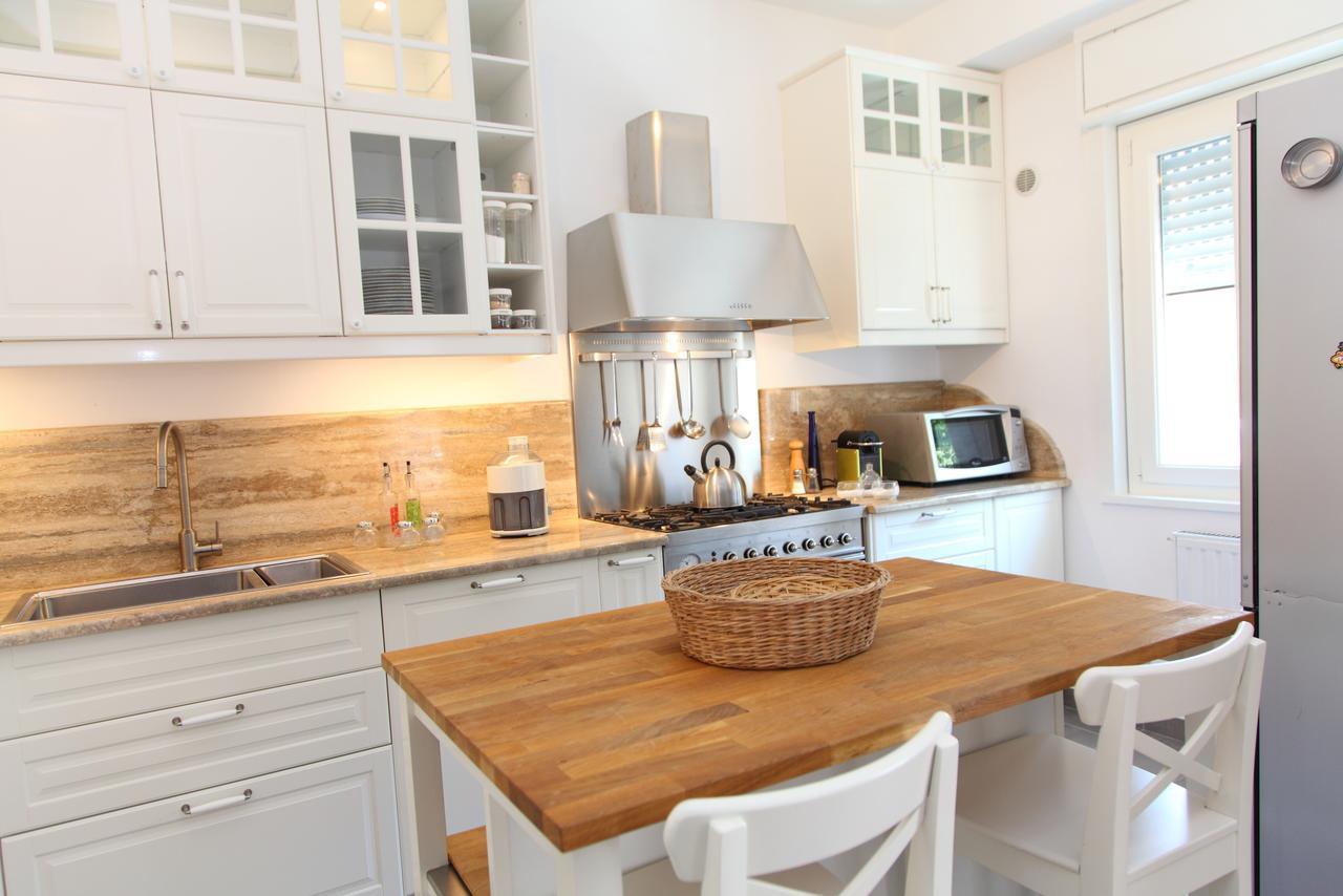 Family House - By Vacation Service Cefalù Extérieur photo
